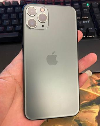万泉镇苹果维修点分享iPhone 11 Pro黑屏小众故障解析 